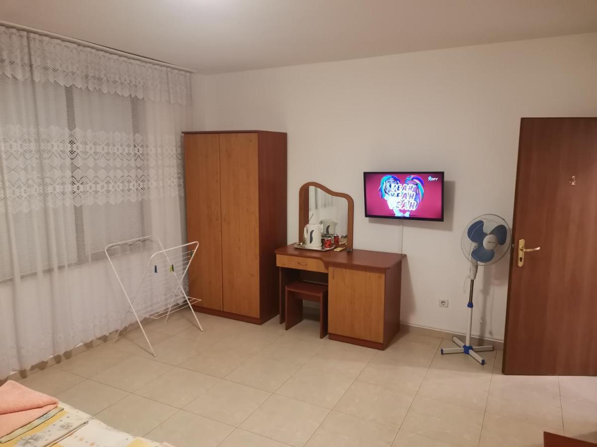 Къща За Гости Кадиеви Primorsko Buitenkant foto